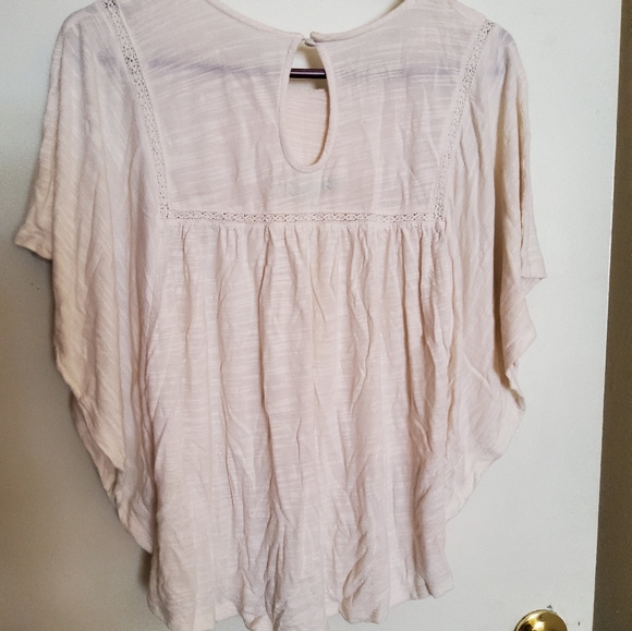 Embroidered blouse - Picture 4 of 5